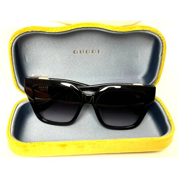 Gucci NWOT Black Special Edition Large Rectangle Sunglasses With Case - Picture 1 of 10